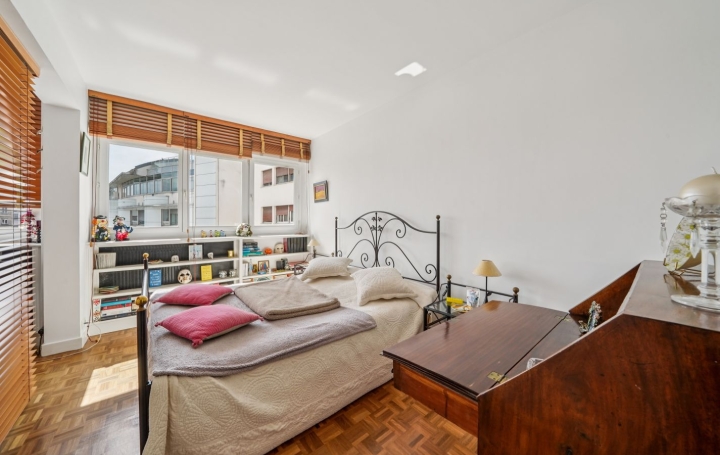 2 Pièces PARIS (75016)  53 m2 530 000 € 