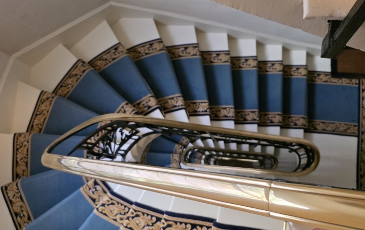 4 Pièces PARIS (75016)  116 m2 1 250 000 € 