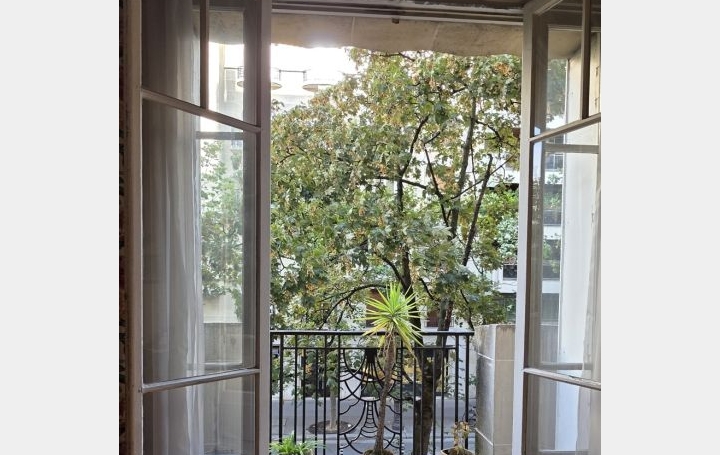 3 Pièces PARIS (75016)  104 m2 957 000 € 