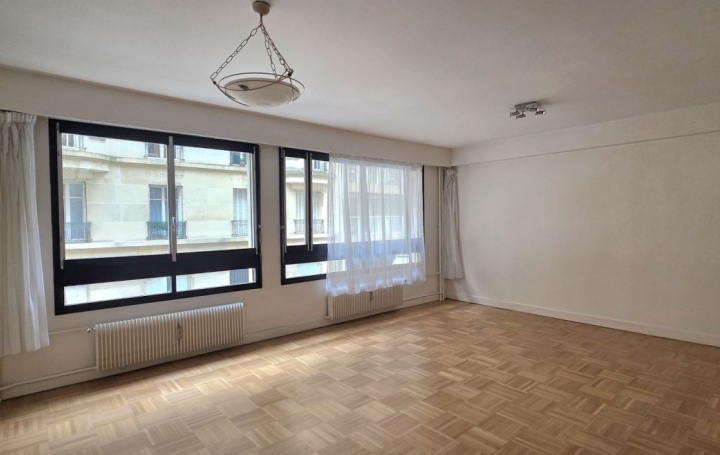 Appartement PARIS (75016) 67 m<sup>2</sup> 593 000 € 