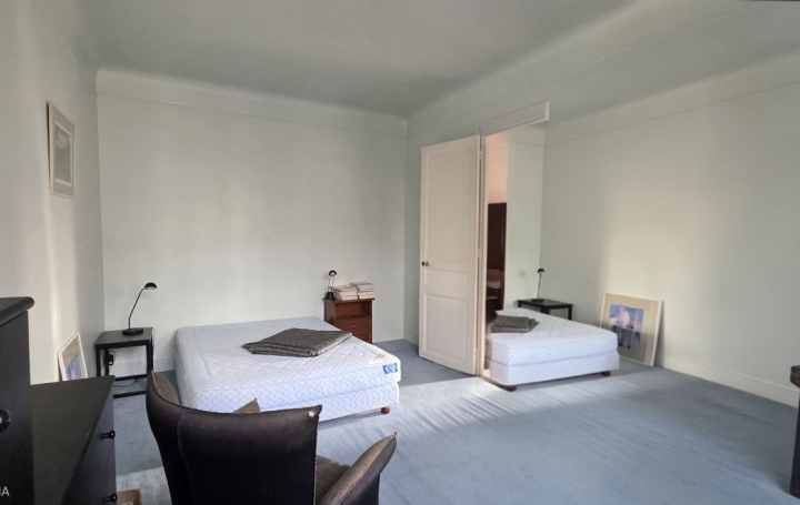 2 Pièces PARIS (75016)  71 m2 650 000 € 