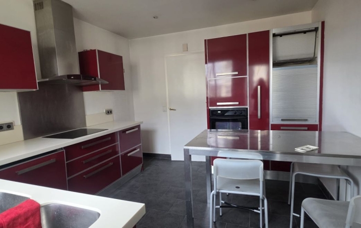 5 Pièces PARIS (75016)  136 m2 1 350 000 € 