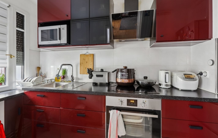 2 Pièces PARIS (75016)  44 m2 590 000 € 