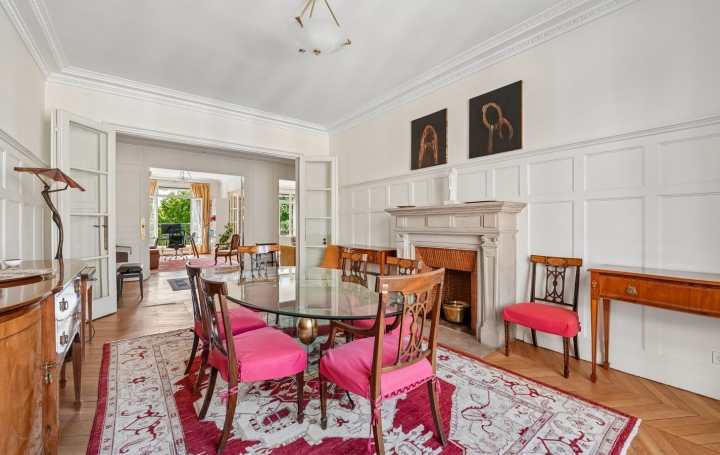 7 Pièces NEUILLY-SUR-SEINE (92200)  201 m2 2 640 000 € 