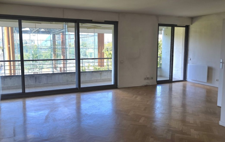 4 Pièces PARIS (75015)  89 m2 998 000 € 