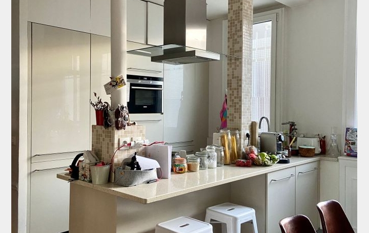 3 Pièces PARIS (75016)  95 m2 1 035 000 € 