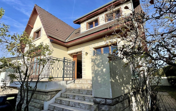 Réseau Immo-diffusion : Maison  TREMBLAY-EN-FRANCE  123 m2 412 650 € 