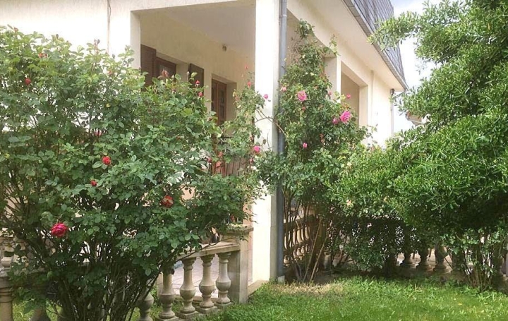 Réseau Immo-diffusion : Maison  LES PAVILLONS-SOUS-BOIS  167 m2 451 500 € 