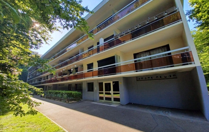 Réseau Immo-diffusion : Appartement P2  TREMBLAY-EN-FRANCE  58 m2 161 120 € 