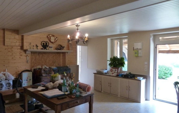 Réseau Immo-diffusion : Maison  SAINT-PRIEST-LA-MARCHE  116 m2 115 000 € 