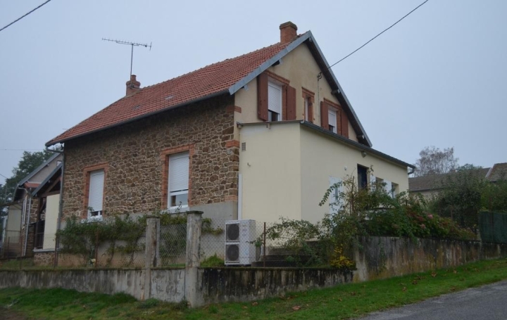 Réseau Immo-diffusion : Maison de village  BUDELIERE  119 m2 100 000 € 