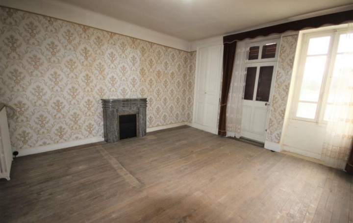 Réseau Immo-diffusion : Maison de village  DOMERAT  140 m2 53 500 € 