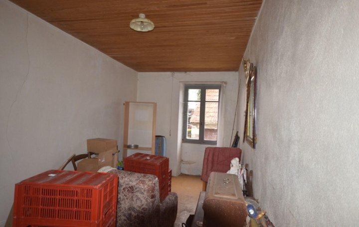 Maison BOUSSAC (23600)  55 m2 20 000 € 