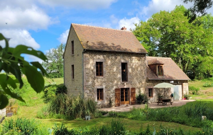 Réseau Immo-diffusion : Maison  TREIGNAT  160 m2 210 000 € 