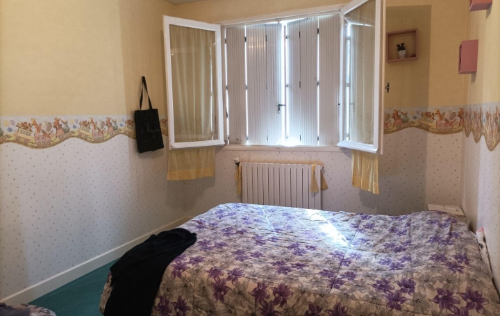 Maison LA CHATRE (36400)  108 m2 446 000 € 