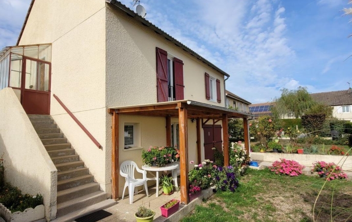 Maison BOUSSAC (23600)  100 m2 110 000 € 