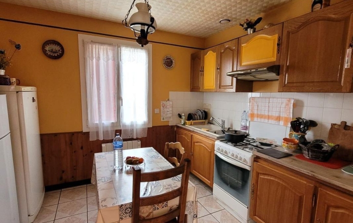 Maison BOUSSAC (23600)  100 m2 110 000 € 