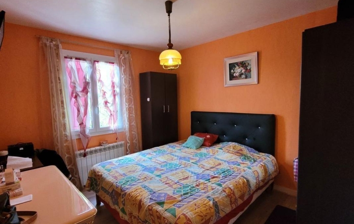 Maison BOUSSAC (23600)  100 m2 110 000 € 