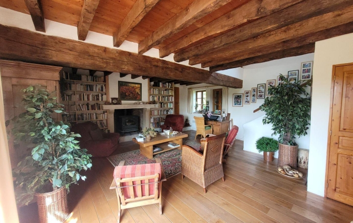 Maison PREVERANGES (18370)  226 m2 359 000 € 