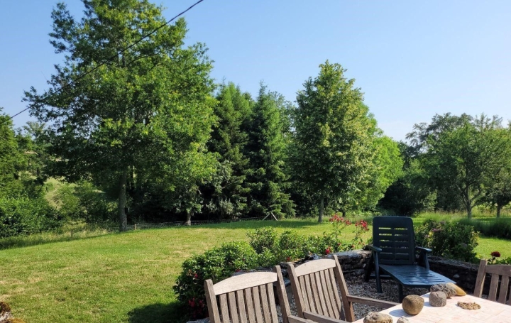 Maison PREVERANGES (18370)  226 m2 359 000 € 