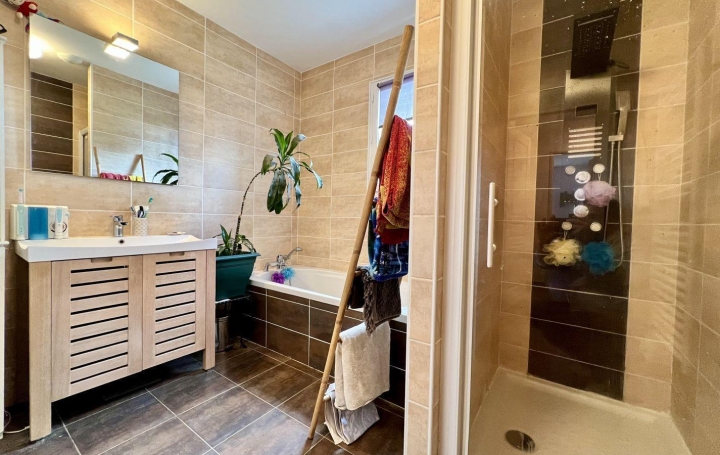 Maison BOUSSAC (23600)  160 m2 235 000 € 