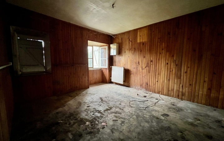 Maison CLUGNAT (23270)  65 m2 27 000 € 