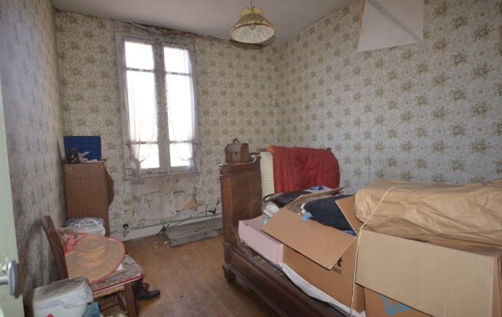 Maison BOUSSAC (23600)  52 m2 16 000 € 