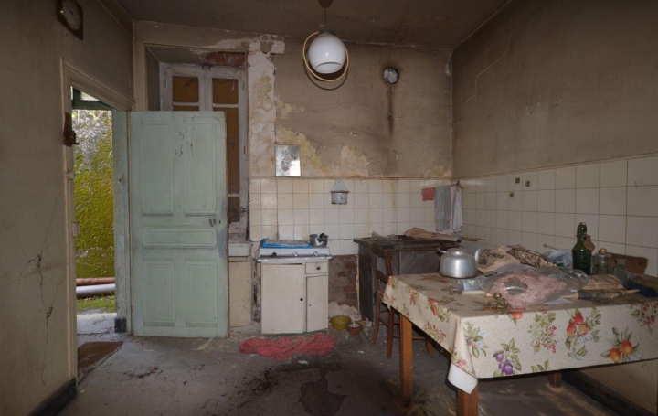 Maison BOUSSAC (23600)  52 m2 16 000 € 