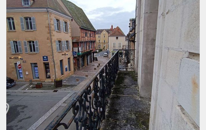 Immeuble LA CHATRE (36400)  111 m2 129 000 € 