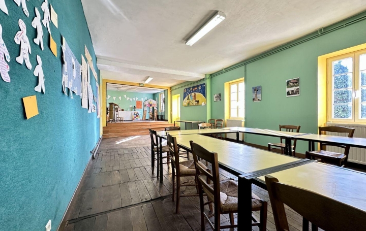 Maison de ville BOUSSAC (23600)  223 m2 72 000 € 