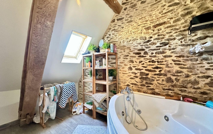 Maison PERASSAY (36160)  200 m2 140 000 € 