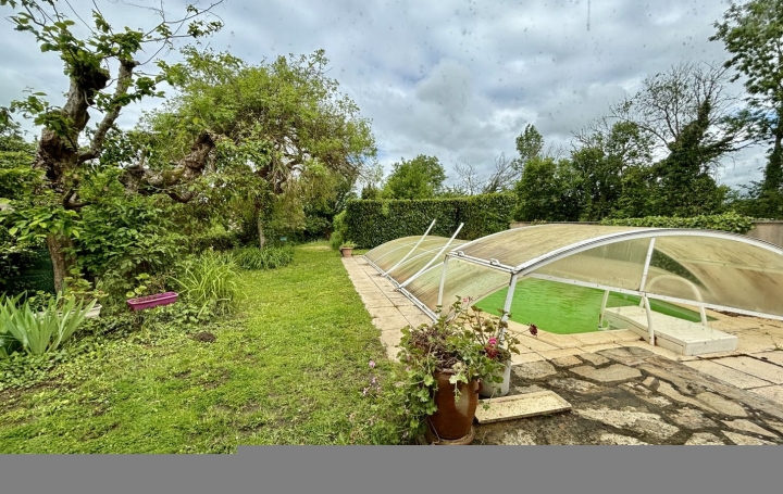 Maison de ville BOUSSAC (23600)  180 m2 183 000 € 