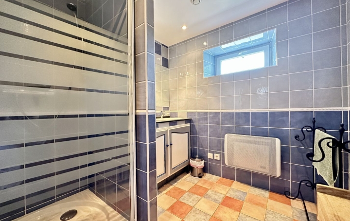 Domaine JOUILLAT (23220)  292 m2 572 000 € 