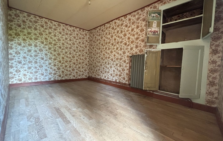 Maison de ville BOUSSAC (23600)  118 m2 67 000 € 