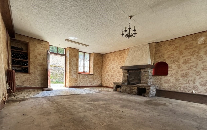 Maison de ville BOUSSAC (23600)  118 m2 67 000 € 