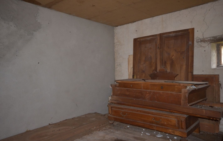 Maison DOMEYROT (23140)  96 m2 49 500 € 