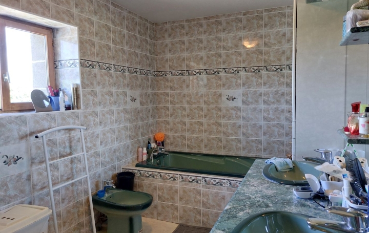 Maison de village RETERRE (23110)  167 m2 183 000 € 