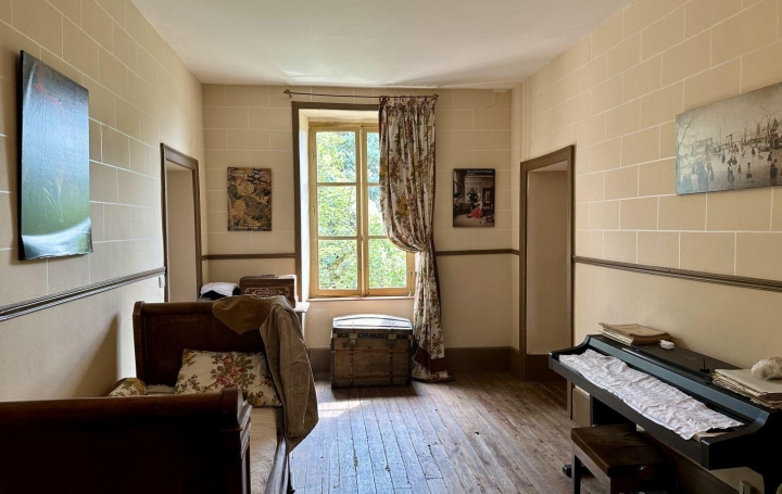 Maison BUSSIERE-NOUVELLE (23700)  214 m2 173 000 € 