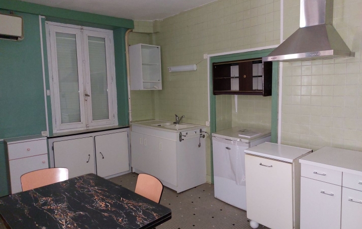 Maison CLUGNAT (23270)  92 m2 45 500 € 