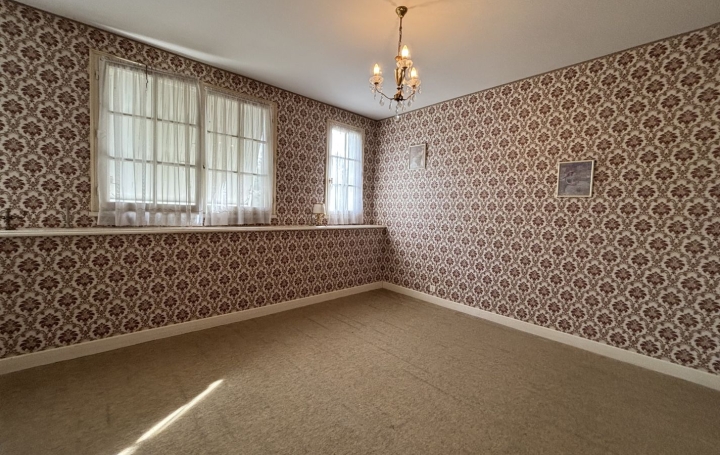 Maison BOUSSAC (23600)  91 m2 55 500 € 