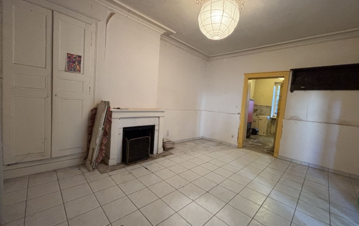 Maison de ville CLUGNAT (23270)  200 m2 40 500 € 