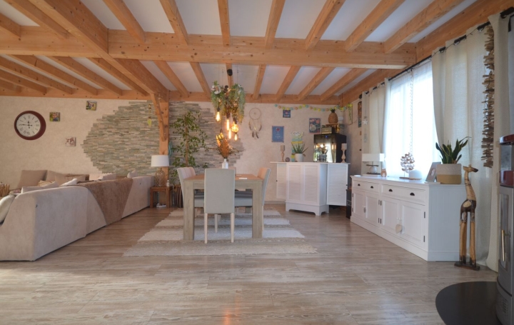 Réseau Immo-diffusion : Maison  VERNEIGES  178 m2 214 500 € 