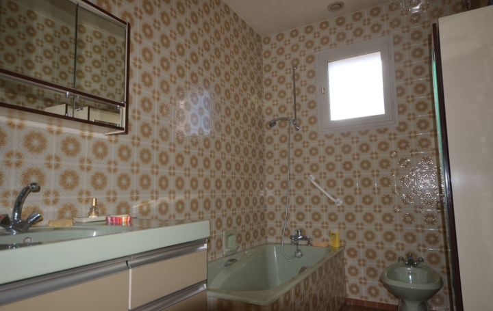 Maison de ville BOUSSAC (23600)  96 m2 141 700 € 