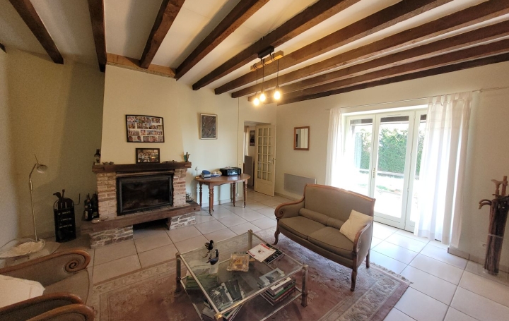 Maison BOUSSAC-BOURG (23600)  180 m2 325 500 € 