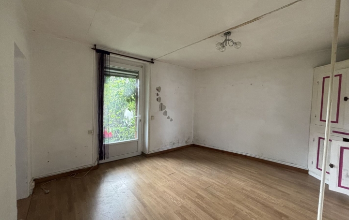 Maison de ville GENOUILLAC (23350)  160 m2 75 000 € 