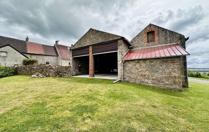 Maison MALLERET-BOUSSAC (23600)  137 m2 140 000 € 