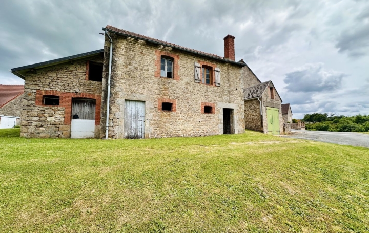 Maison MALLERET-BOUSSAC (23600)  137 m2 140 000 € 