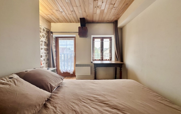 Maison MALLERET-BOUSSAC (23600)  137 m2 140 000 € 