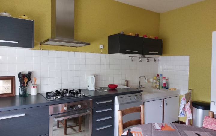 Maison BOUSSAC (23600)  132 m2 65 000 € 