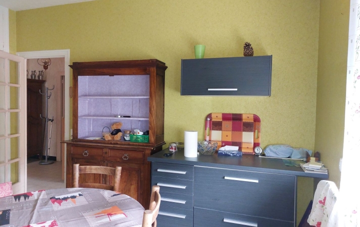 Maison BOUSSAC (23600)  132 m2 65 000 € 